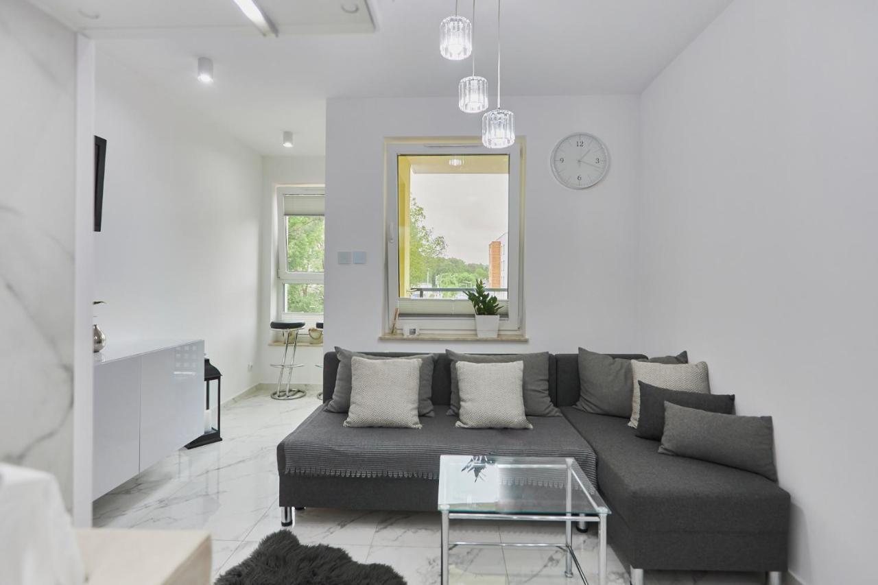 Апартаменты Apartament 21 Свиноуйсьце Экстерьер фото